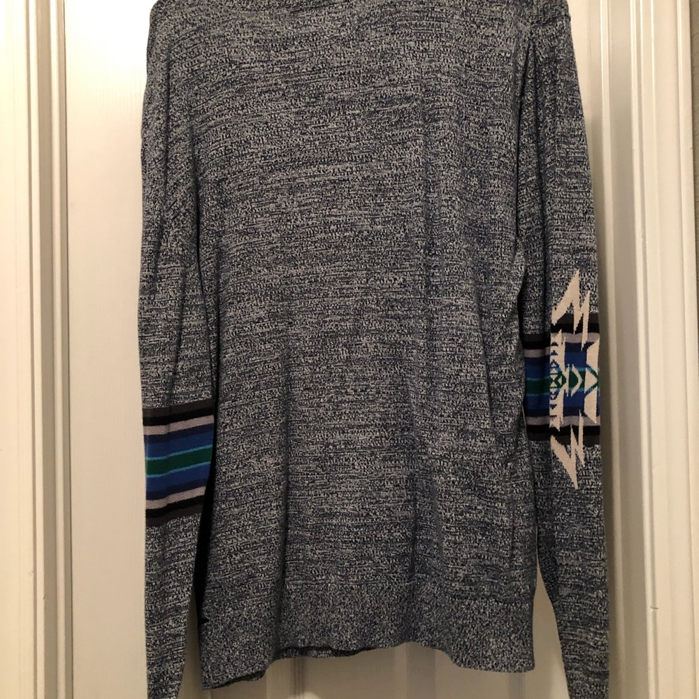 On the byas long sleeve size medium